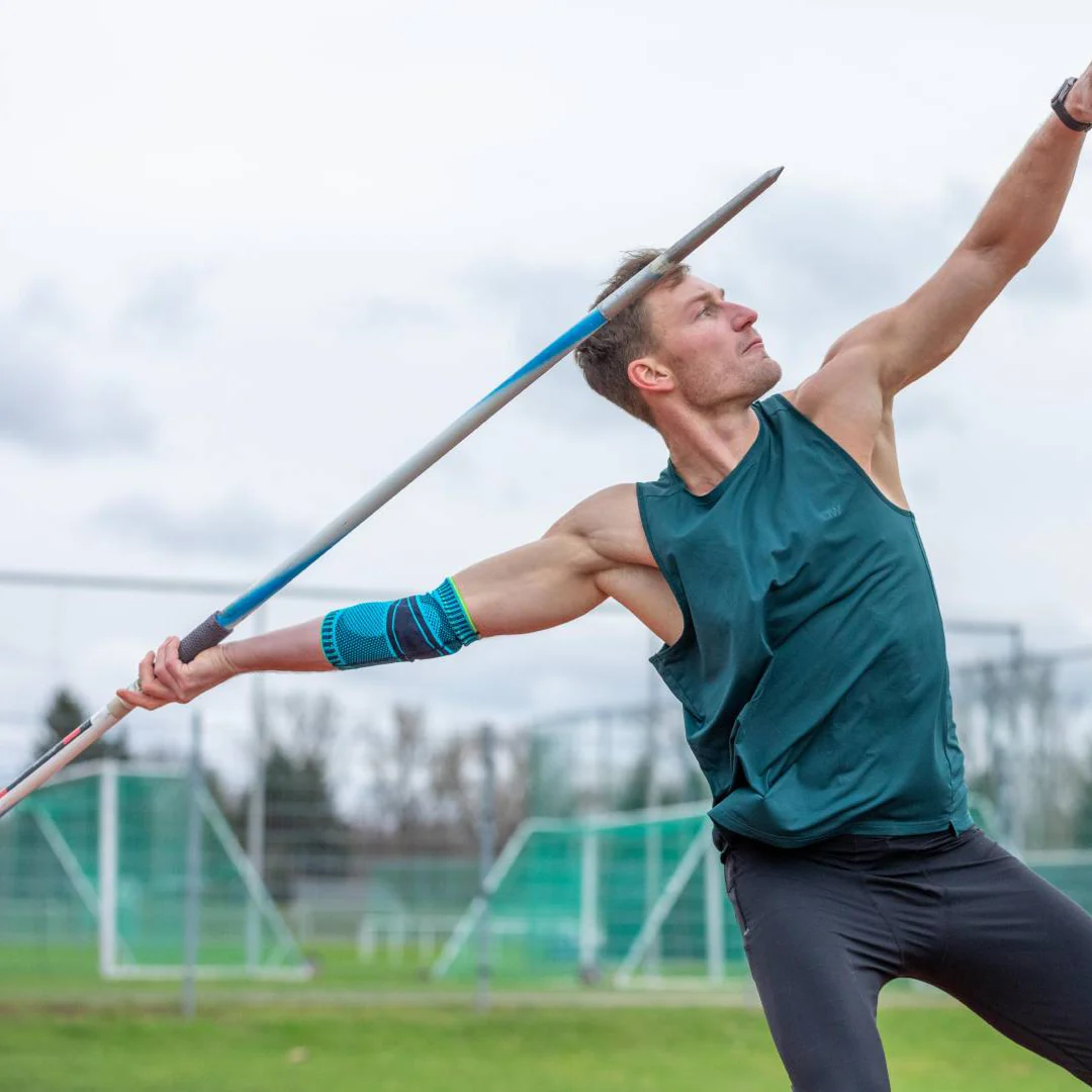 演过爆冷般 演过爆冷般